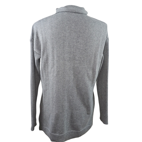 Tahari Gray Ribbed Turtleneck Sweater in Small - Picture 4 of 6